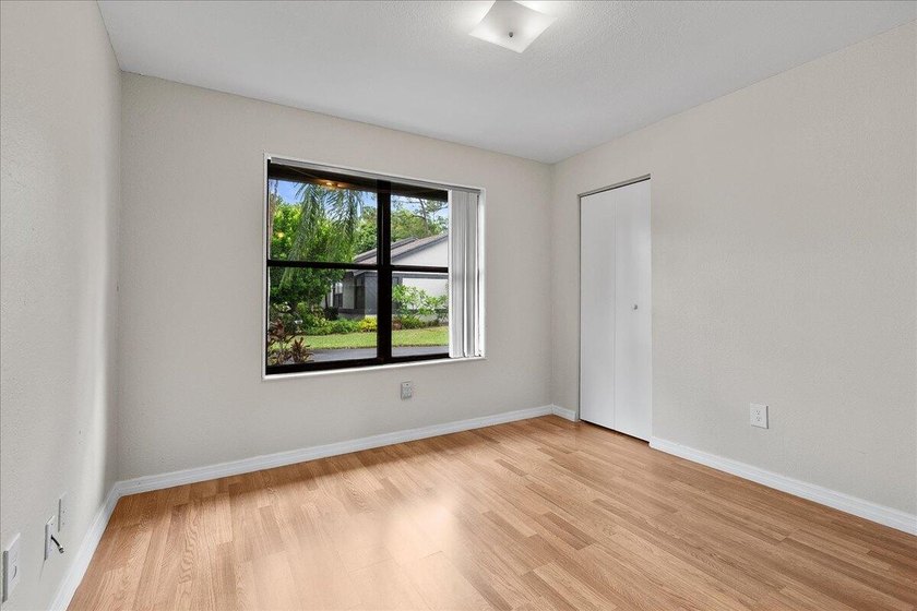 Welcome to Strathmore Gate West, a active adult community in the - photo 18
