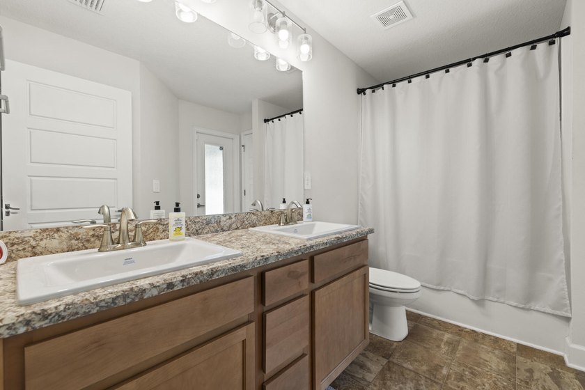 Completed in November 2021, this beautifully maintained CBS home - photo 18