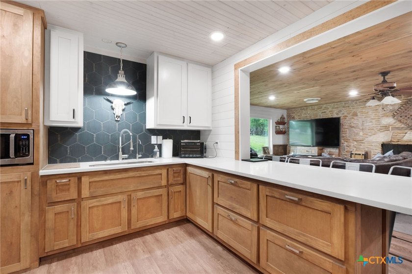This ranch is one of the most diverse and scenic properties - photo 22