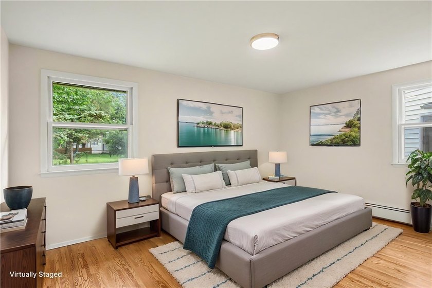 With fresh cosmetic updates throughout, 25 Gayla Dr reflects the - photo 9