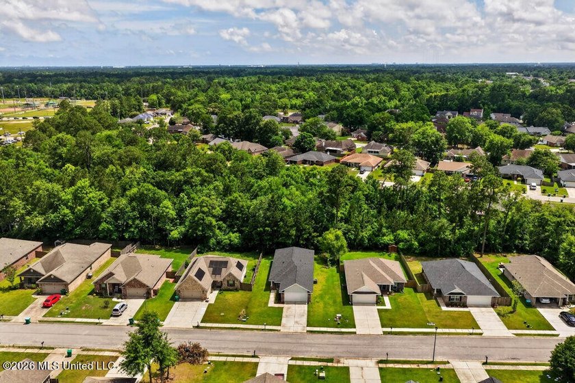 This is the home you've been waiting for! VA Assumable loan with - photo 26
