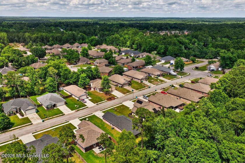 This is the home you've been waiting for! VA Assumable loan with - photo 28