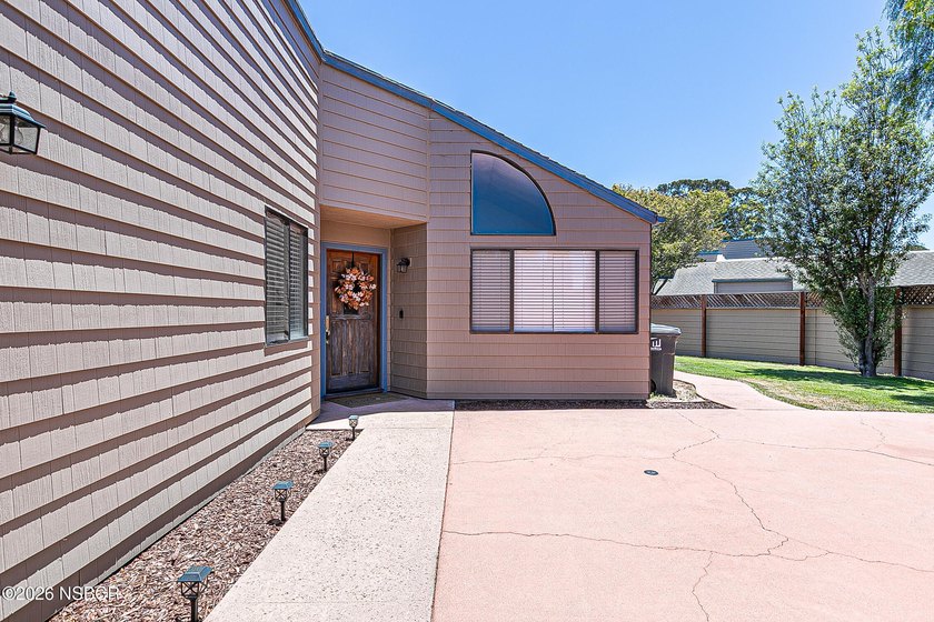 Welcome to 1460 Oakridge Park Road, Santa Maria, CA 93455, where - photo 3