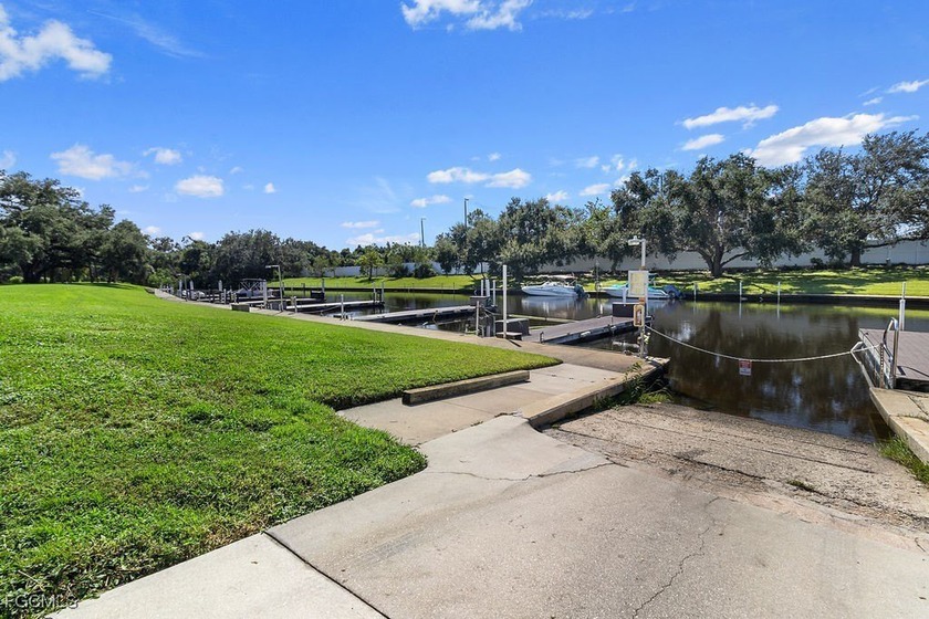 Boater's paradise with Gulf access at an unbeatable price! Boat - photo 22