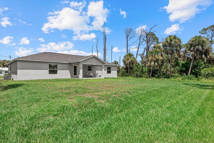 PRICE REDUCTION FOR QUICK SALE! Welcome to this inviting - photo 22