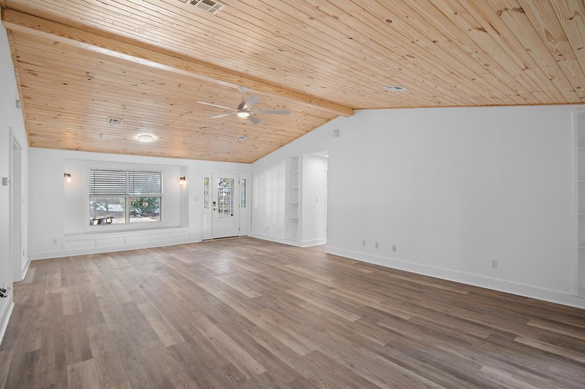 75' of canal frontage sets the stage for easy waterfront living - photo 5