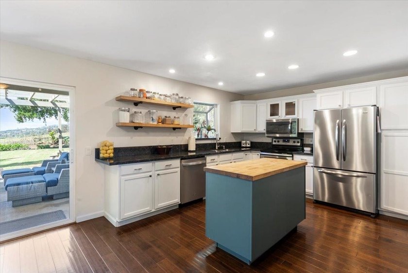 Nestled along a peaceful country road in highly sought-after - photo 15