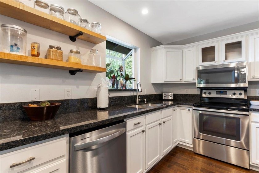 Nestled along a peaceful country road in highly sought-after - photo 18