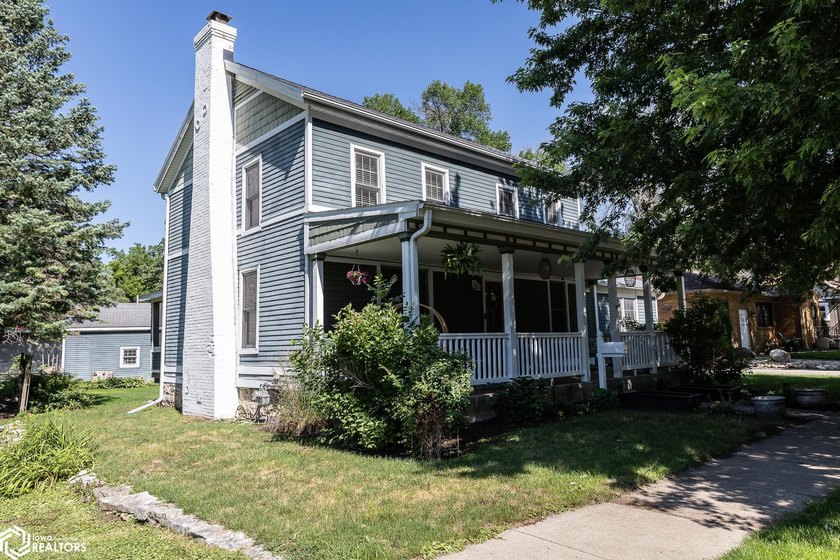 This classic home offers timeless charm, generous living space - photo 20