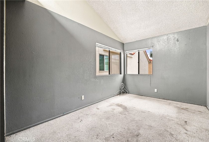 Downtown Huntington Beach Fixer Opportunity! Rare opportunity to - photo 27