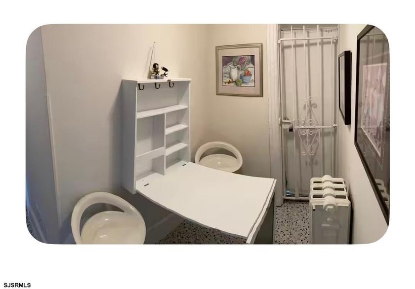 This mixed-use property presents a unique investment or - photo 12
