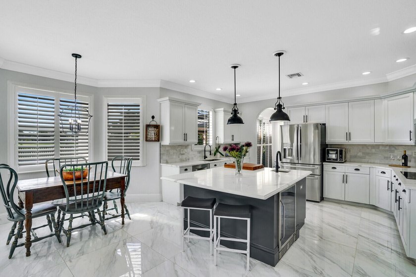 Searching for a home that truly impresses? Your search ends - photo 16