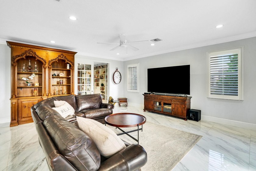 Searching for a home that truly impresses? Your search ends - photo 24