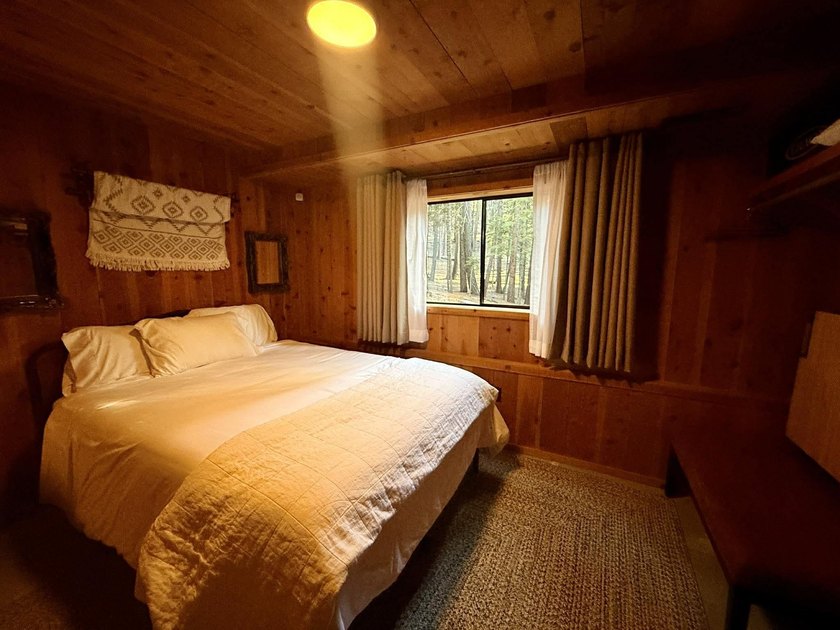 Spacious mountain home located in the highly desirable Lake - photo 36