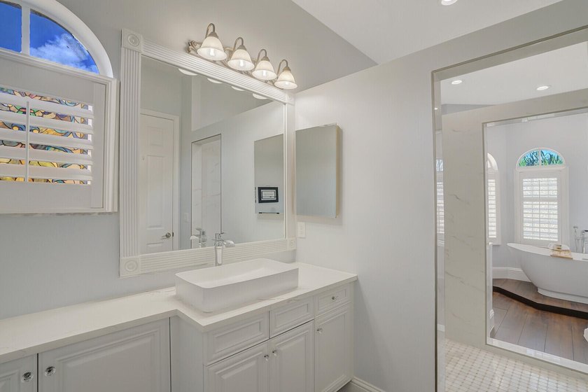 Searching for a home that truly impresses? Your search ends - photo 36