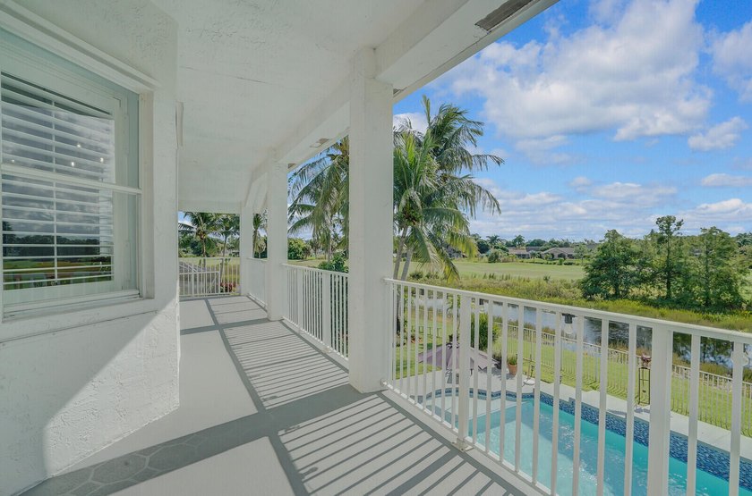 Searching for a home that truly impresses? Your search ends - photo 49