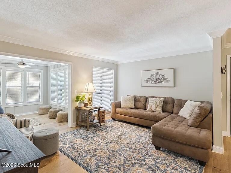 DON'T MISS THIS BEST PRICED 3 bedroom in the community!! - photo 4