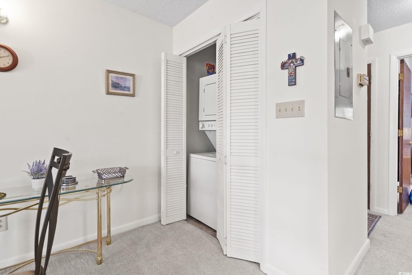 Fully furnished, turnkey one-bedroom, one-bathroom second-floor - photo 12