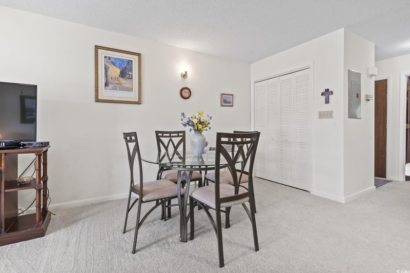 Fully furnished, turnkey one-bedroom, one-bathroom second-floor - photo 14