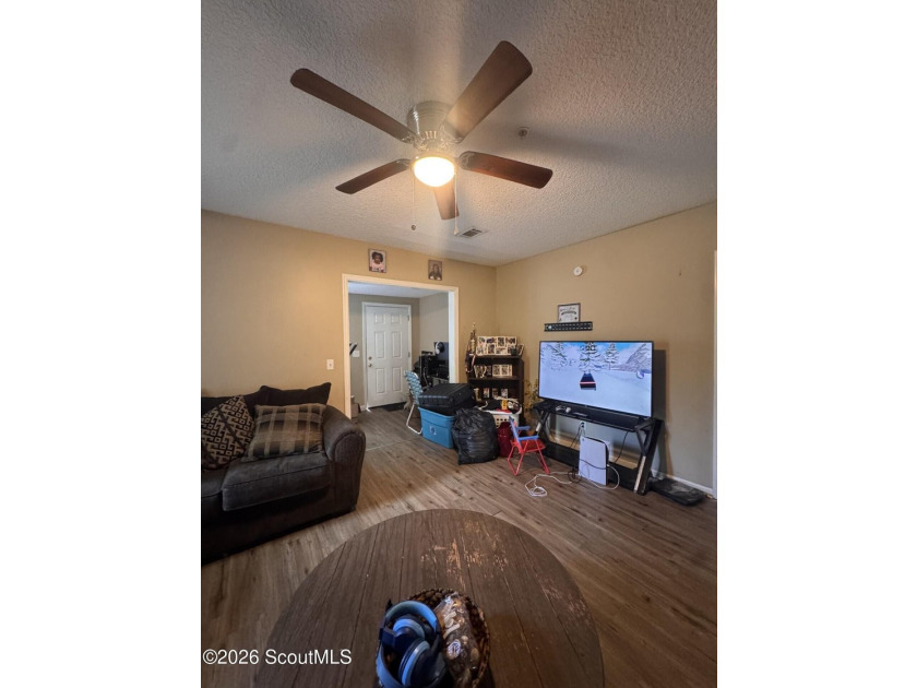 Invest in an income-producing opportunity in the heart of - photo 4