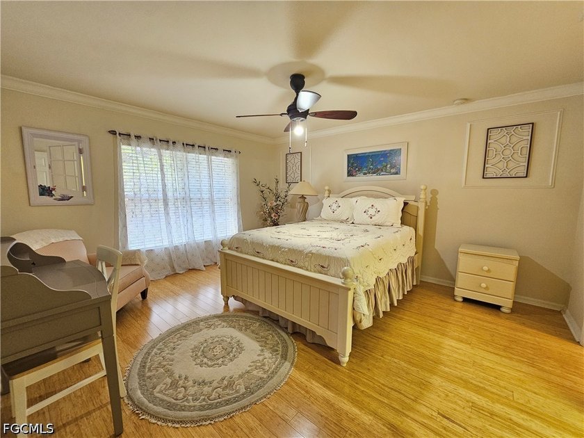 Welcome to this beautifully maintained, fully furnished - photo 25