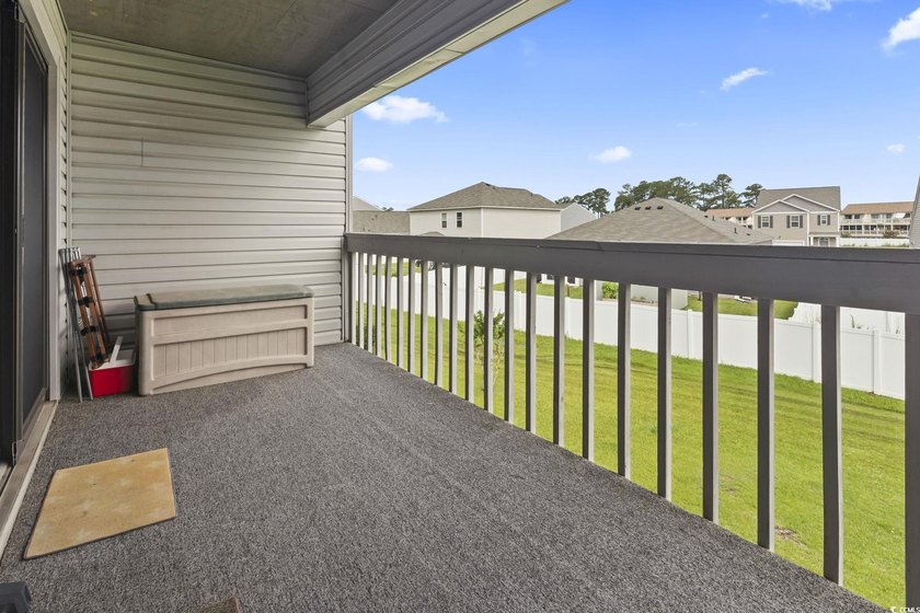 Fully furnished, turnkey one-bedroom, one-bathroom second-floor - photo 33