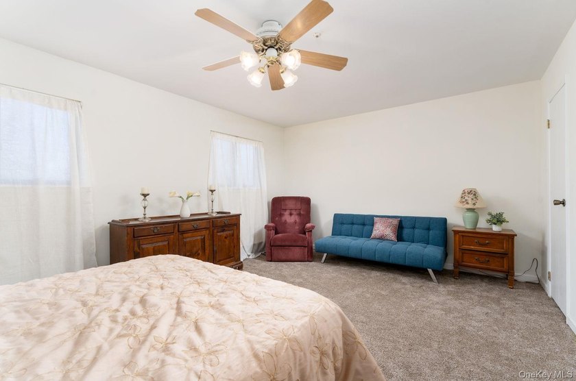 Welcome to easy living in this beautiful 3-bedroom, 2.5-bath - photo 15