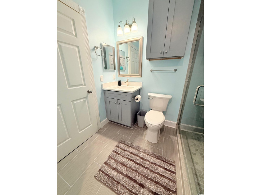 Fully Remodeled, First Floor, Corner End Unit with a Private One - photo 16
