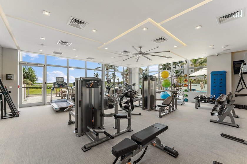 Experience the finest in Ocean to Intracoastal living in 5000 N - photo 38