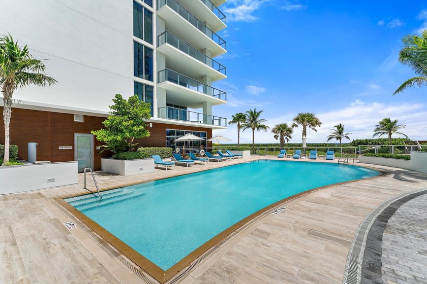 Experience the finest in Ocean to Intracoastal living in 5000 N - photo 43