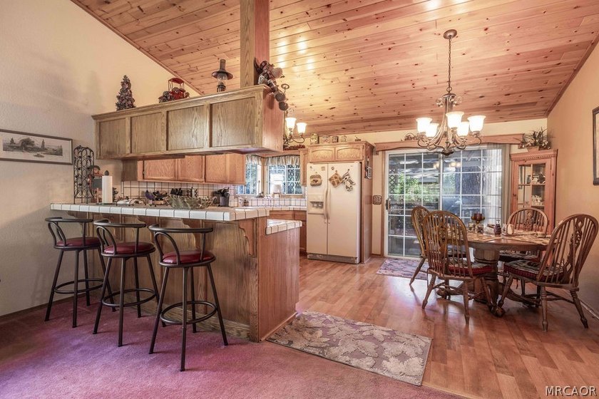 This cute Shay Meadows home could make a great residence or - photo 5