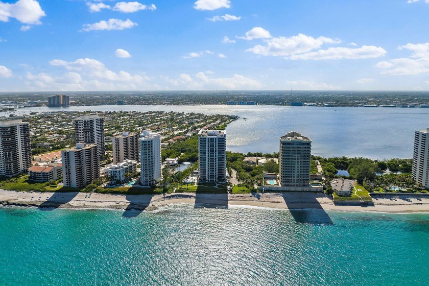 Experience the finest in Ocean to Intracoastal living in 5000 N - photo 55