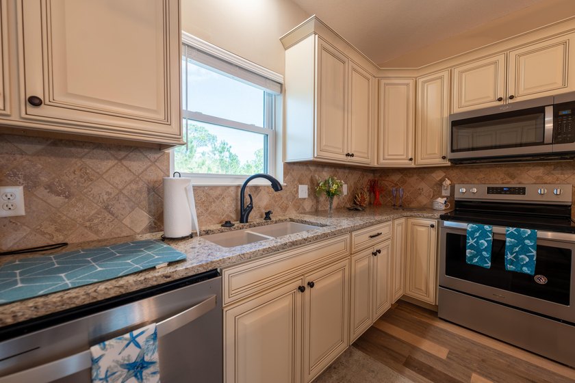 Welcome to 6215 Big Daddy Drive. This beautifully furnished - photo 21