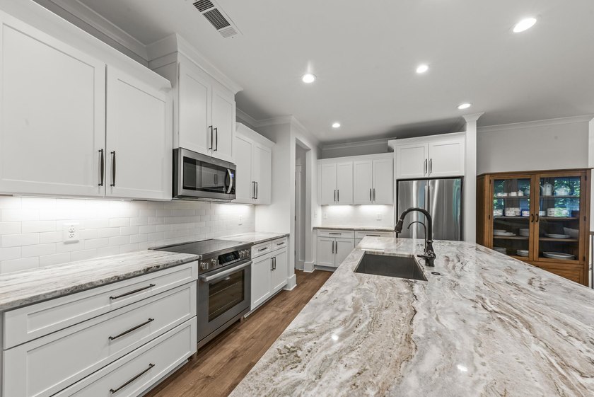 A NEW PRICE MAKES THIS EXCEPTIONAL PROPERTY EVEN MORE - photo 18