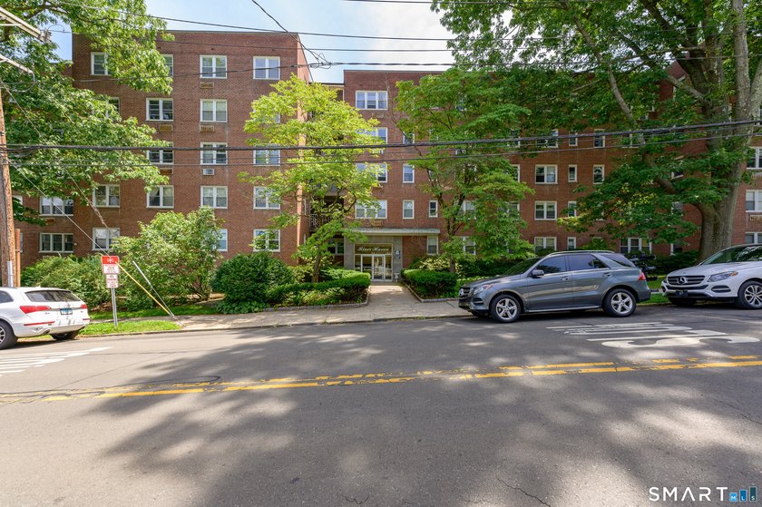 Welcome home to this charming co-op offering the perfect blend - photo 28
