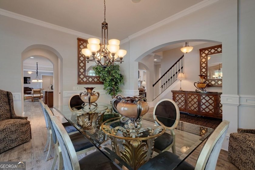 Welcome to 300 Horseshoe Bend, a beautifully maintained home - photo 5