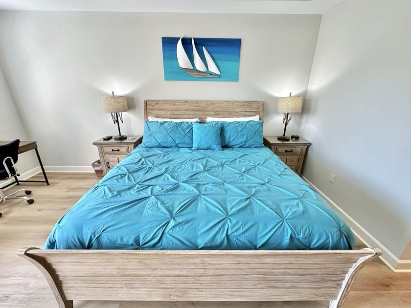 Finally! A one-story, walk-in level, 3-bedroom, 3-bath home on - photo 26