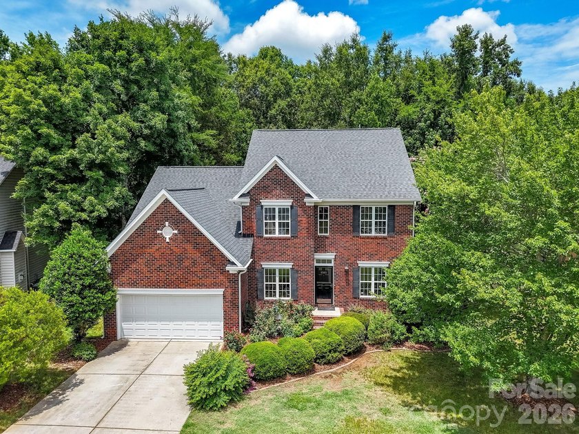 Stunning brick-front home in coveted Somerset, zoned for - photo 2