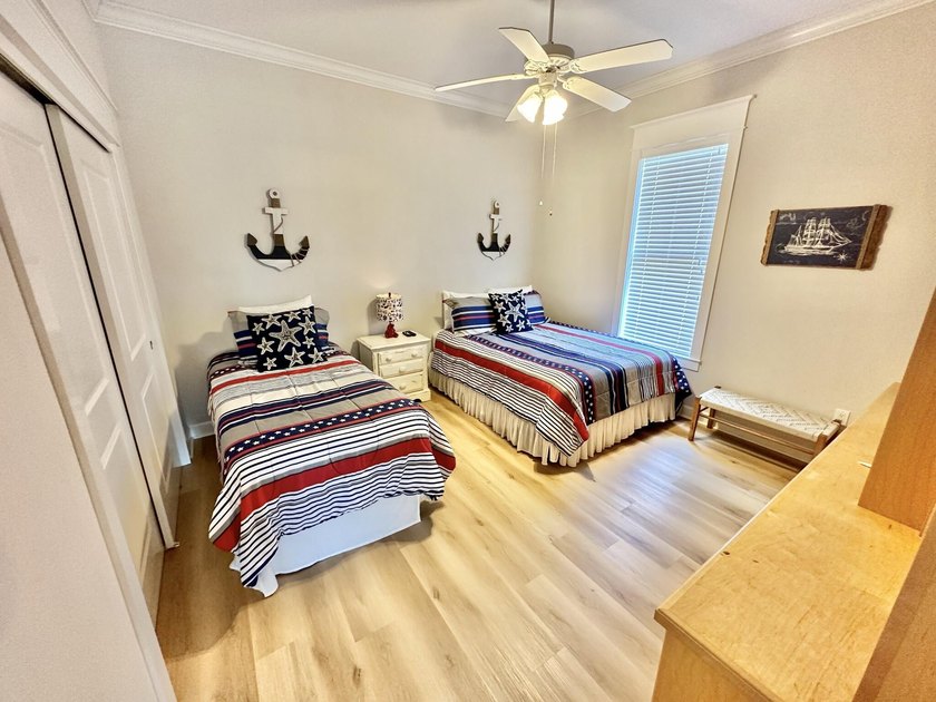 Finally! A one-story, walk-in level, 3-bedroom, 3-bath home on - photo 45