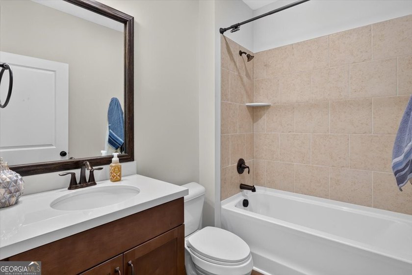 Welcome to 328 McQueen Way in Courtyards at Hickory Flat, a - photo 9