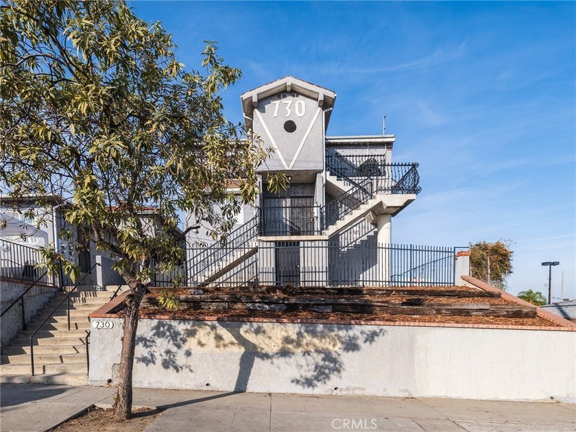 Step into the pinnacle of investment opportunities at 730 W 5th - photo 2