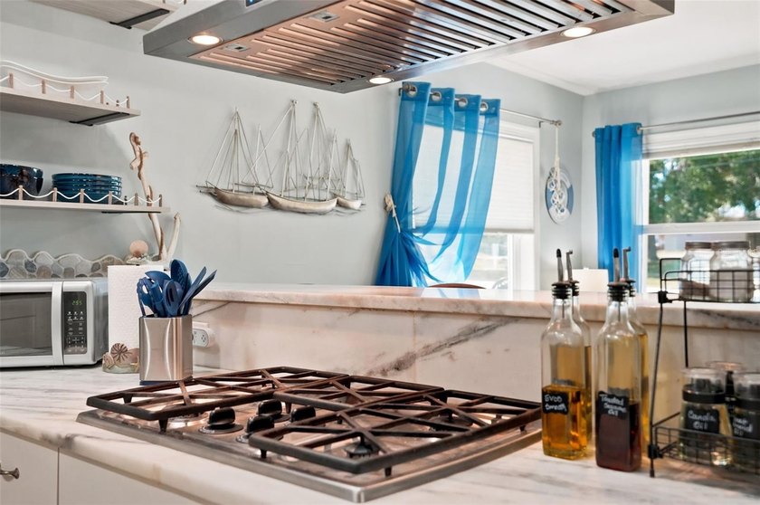 Perfectly capturing the charm of a Key West-style bungalow while - photo 22