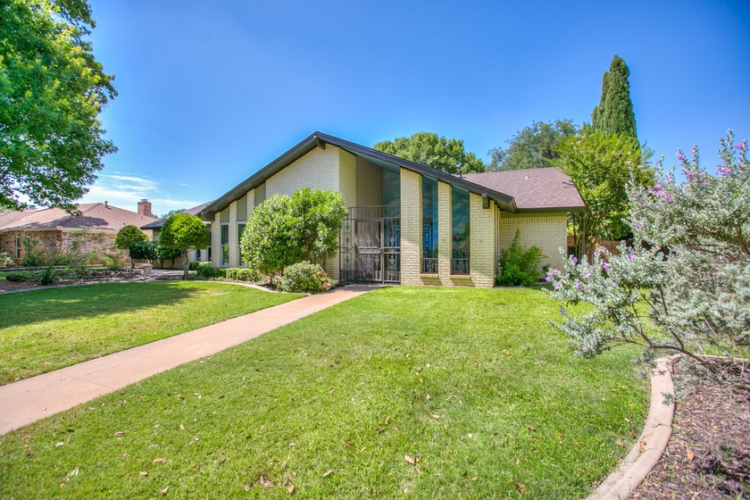 It's rare to find a home this meticulously maintained. 3BD/2BA - photo 3