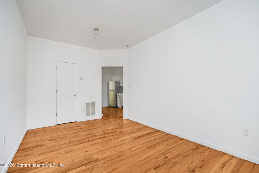 Exceptional investment opportunity at 210 Corson Ave! This fully - photo 6