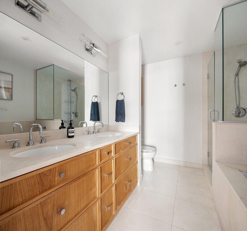 A Private Cobble Hill Residence That Lives Like a Townhouse - photo 8