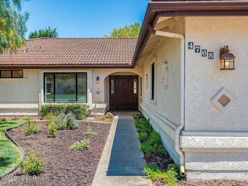Very nice and well cared for single story 4 bedroom-2 bath home - photo 3