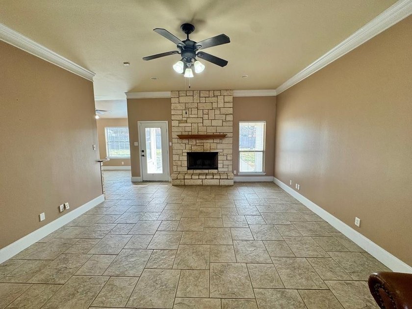 Beautifully Updated Home, on a Peaceful Cul-de-Sac! Nestled in a - photo 5