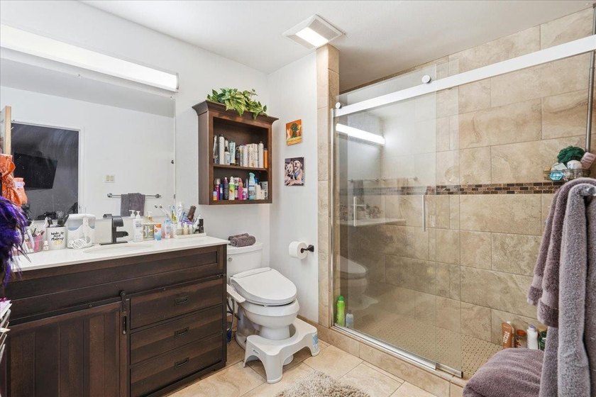 Live the Kihei lifestyle you've been dreaming of. This upgraded - photo 28
