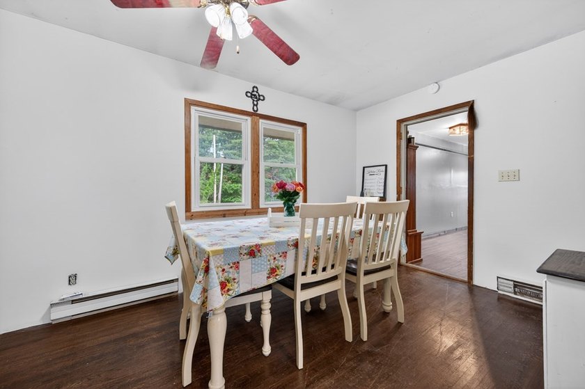 Enjoy the perfect blend of country living and outdoor adventure - photo 28
