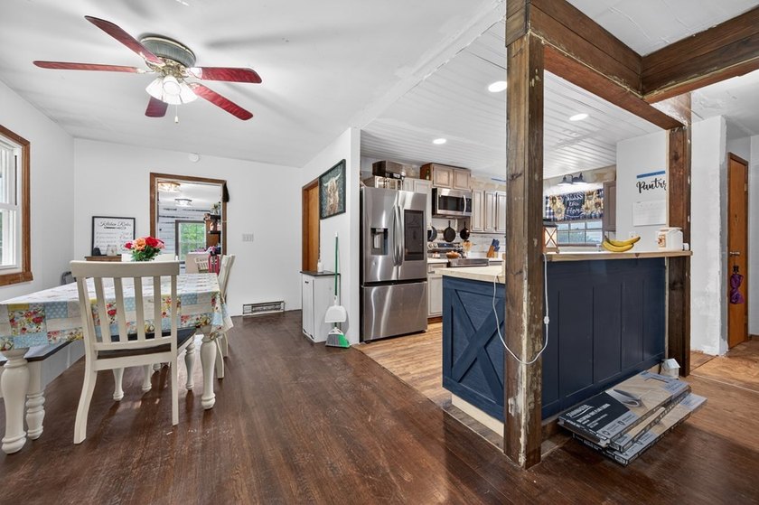 Enjoy the perfect blend of country living and outdoor adventure - photo 31